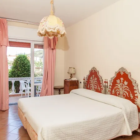 Hotel La Bagattella & 4*