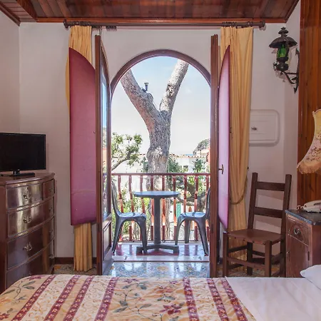 Hotel La Bagattella & 4*