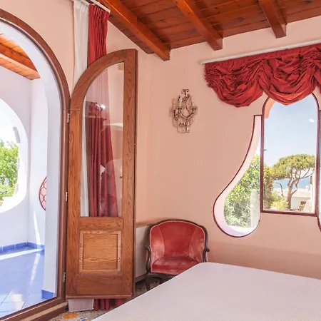 La Bagattella & 4*