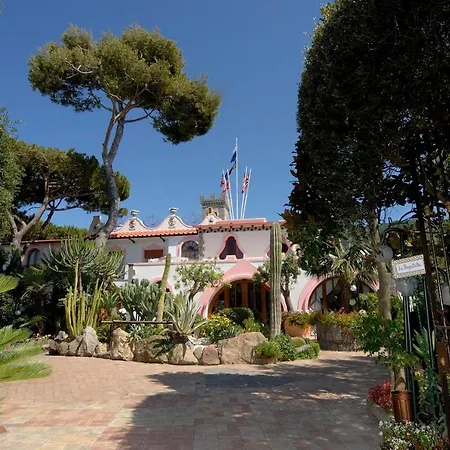 La Bagattella & 4*