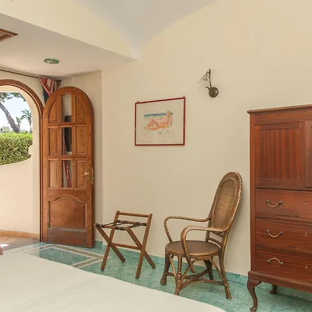 Hotel La Bagattella & 4*
