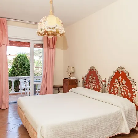 Hotel La Bagattella & 4*