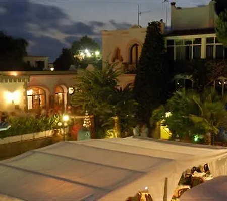 La Bagattella & Forio (Isola d'Ischia)