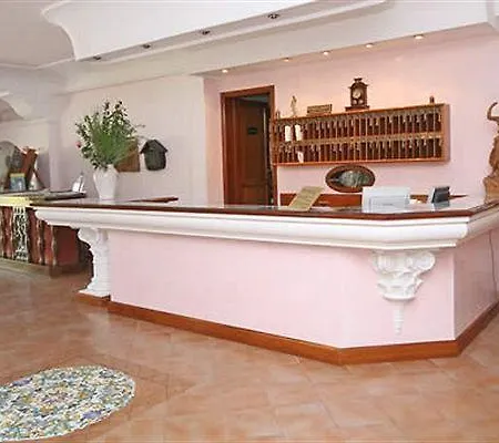 Ξενοδοχείο La Bagattella & 4*