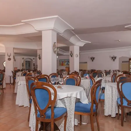 Hotel La Bagattella & 4*