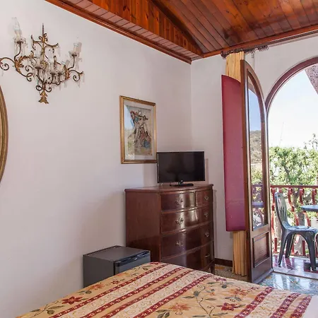 Hotel La Bagattella & Forio (Isola d'Ischia)