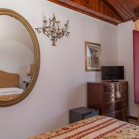 La Bagattella & 4* Forio (Isola d'Ischia)